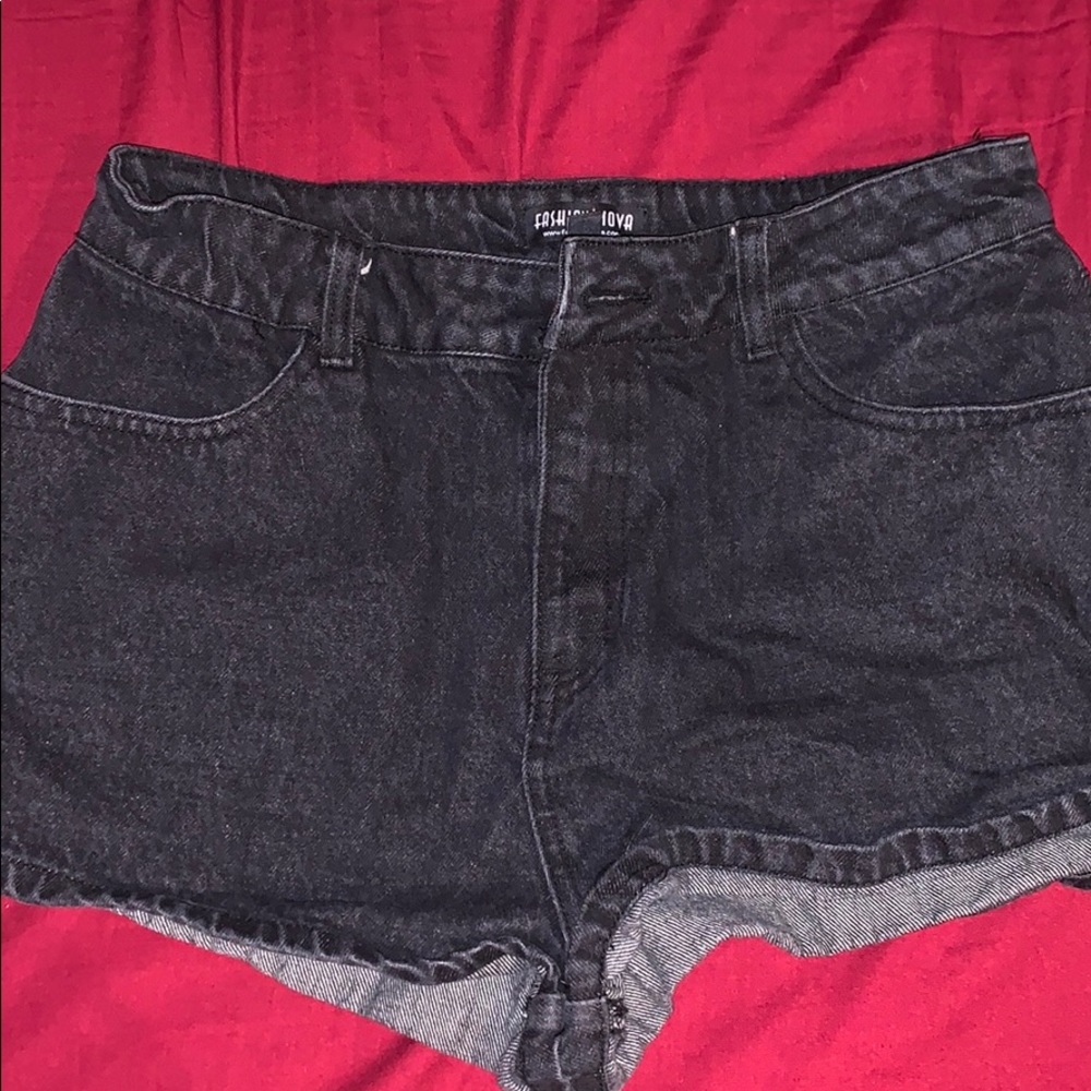 ✨Fashion Nova jean shorts